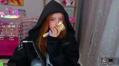 Snapshot of wow_emma_ chatting on June 2026 01:24:02 PM wow_emma_ online show from June 2026 01:24:02 PM