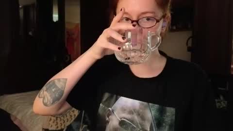 Rebecy online show from April 2026 03:39:02 PM