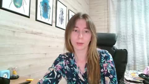 Snapshot of wow_porno_ chatting on April 2026 05:30:01 PM Anna online show from April 2026 05:30:01 PM