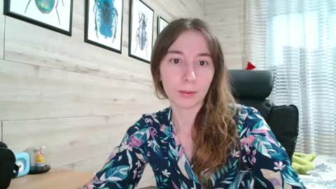 Snapshot of wow_porno_ chatting on May 2026 02:11:01 PM Anna online show from May 2026 02:11:01 PM