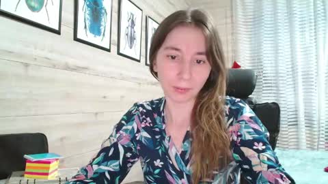 Snapshot of wow_porno_ chatting on May 2026 04:58:01 PM Anna online show from May 2026 04:58:01 PM