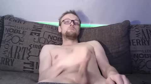 Snapshot of wulffi95 chatting on March 2025 05:38:02 AM wulffi95 online show from March 2025 05:38:02 AM