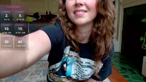 Snapshot of wutangwendy chatting on May 2026 09:45:02 PM wutangwendy online show from May 2026 09:45:02 PM