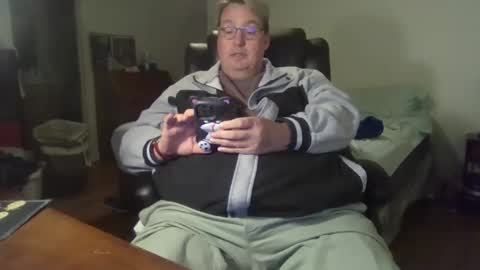 Wren online show from November 2025 04:23:02 AM