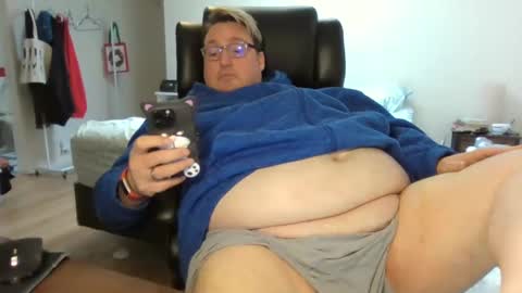 Snapshot of wvalentinox chatting on December 2024 07:34:01 PM WValentinoX online show from December 2024 07:34:01 PM