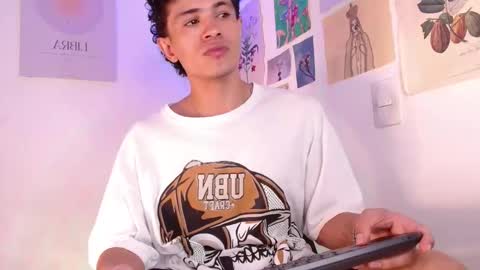 wyatt online show from December 2024 09:24:01 PM