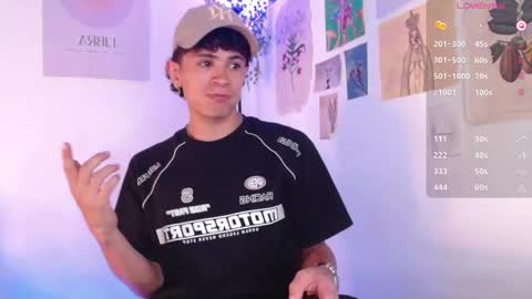 wyatt online show from December 2024 04:07:02 AM