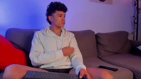 wyatt online show from January 2025 04:00:02 AM