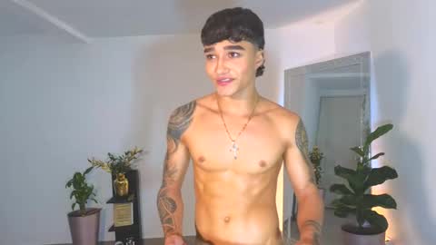 wyatt online show from September 2025 02:27:02 AM