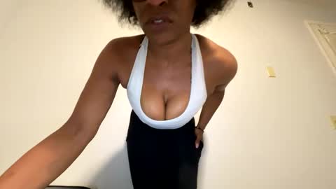 Wynter Heat online show from January 2025 08:02:01 AM