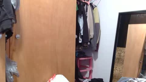 x2kayx2 online show from February 2026 03:56:02 PM