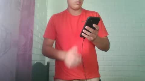 Snapshot of x_andrescam chatting on February 2026 10:14:02 PM x_andrescam online show from February 2026 10:14:02 PM