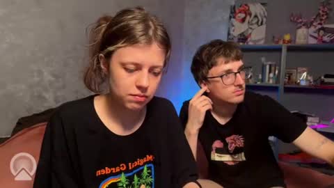 Snapshot of x_files_t chatting on August 2026 01:05:02 AM Philipp and Este online show from August 2026 01:05:02 AM