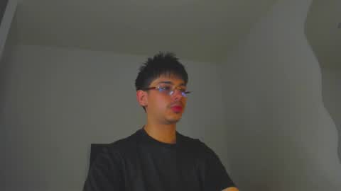 x_miller online show from November 2025 06:43:01 PM