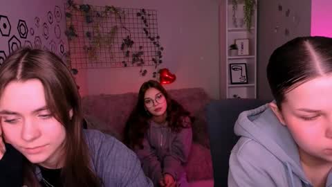 Snapshot of x_yasmin_x chatting on February 2026 10:45:02 AM Yasmin online show from February 2026 10:45:02 AM