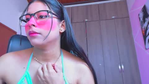 Snapshot of xallysonx_ chatting on June 2026 11:55:01 AM XALLYSONX online show from June 2026 11:55:01 AM