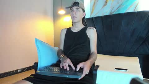 XANDER online show from January 2026 07:50:01 PM