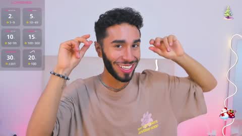 Snapshot of xander_tay chatting on December 2024 04:30:02 PM ISSANDER online show from December 2024 04:30:02 PM