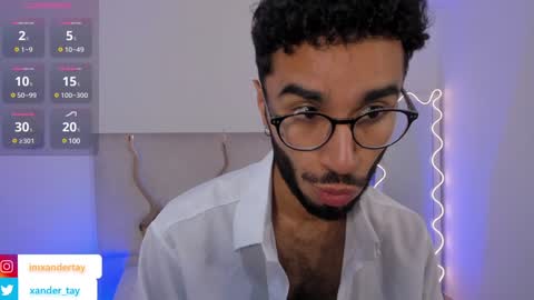 Snapshot of xander_tay chatting on January 2025 08:04:01 PM ISSANDER online show from January 2025 08:04:01 PM