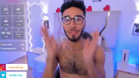 Snapshot of xander_tay chatting on February 2025 07:58:02 PM ISSANDER online show from February 2025 07:58:02 PM