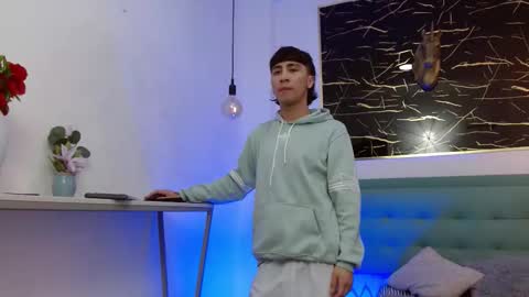 Snapshot of xandergrey8 chatting on January 2026 07:08:02 PM xandergrey8 online show from January 2026 07:08:02 PM