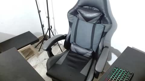 Xanderstone online show from February 2026 06:22:02 PM