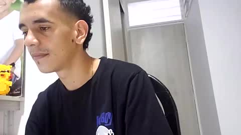 Andres online show from February 2025 10:39:01 PM