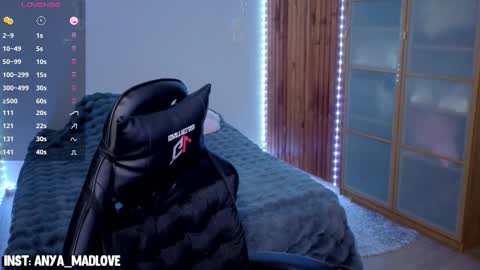 Sasha online show from September 2025 07:24:02 PM