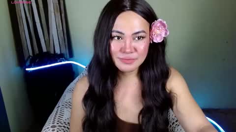 Godess  Lucy online show from November 2025 06:45:02 PM