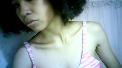 xenna610827 online show from February 2025 04:04:01 PM