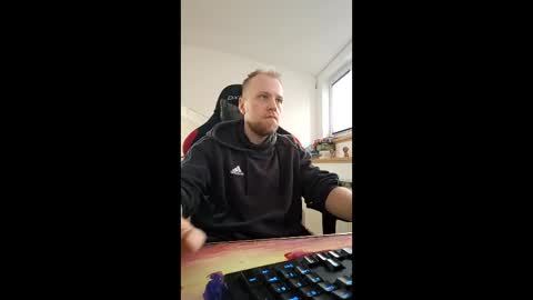 Snapshot of xer187 chatting on February 2026 10:12:01 AM Xeharnot online show from February 2026 10:12:01 AM