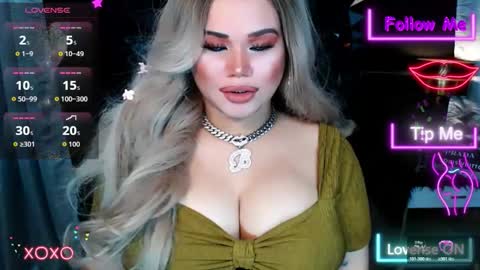 xHUGECOCKTILLCUMX online show from October 2025 03:17:02 AM