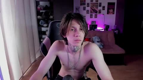 Snapshot of xice_boy chatting on May 2026 06:23:02 PM xIce Boy online show from May 2026 06:23:02 PM