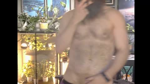 xiisil online show from November 2025 06:19:02 PM