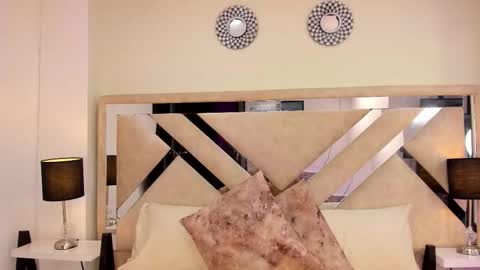 Xime  online show from February 2026 03:01:02 AM