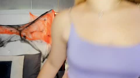   ximena  online show from November 2025 01:34:02 PM