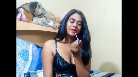 Miss Ria online show from January 2026 12:05:01 AM