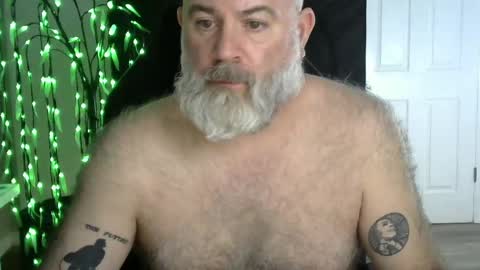 Snapshot of xjohnniex77 chatting on May 2026 02:29:02 AM MrSlowBurn77 online show from May 2026 02:29:02 AM