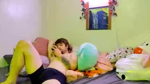 xkittymeowz online show from November 2025 06:52:02 PM