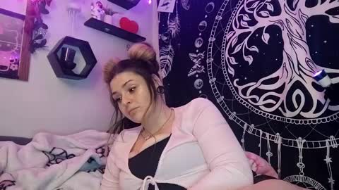 xkittymeowz online show from May 2026 08:00:01 AM