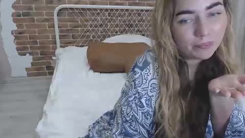 Kristina online show from February 2025 12:55:01 PM