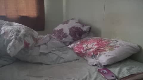 Luna online show from December 2025 05:46:01 AM