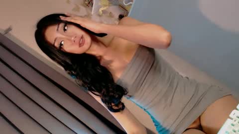 JACKY DELOS SANTOS online show from January 2025 12:35:02 AM