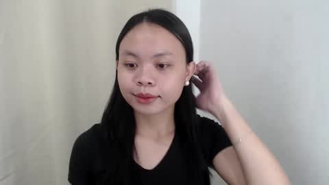 nathalie online show from March 2026 02:38:02 AM