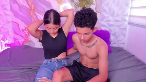 Snapshot of xqueen_of_pleasurex chatting on March 2026 12:23:01 PM sara and thiago online show from March 2026 12:23:01 PM