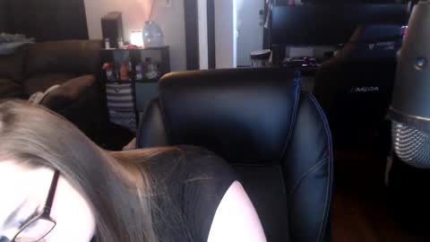 Snapshot of xqueenkendrax chatting on February 2025 10:25:02 PM xqueenkendrax online show from February 2025 10:25:02 PM