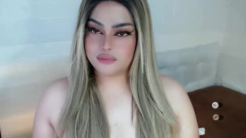 xsabbylicious69 online show from November 2025 02:17:02 PM