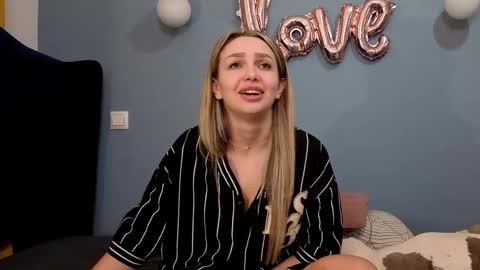 AnnaMaee online show from March 2025 12:37:01 AM