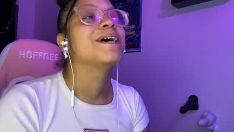 Snapshot of xstargazingx chatting on June 2026 07:45:02 AM xStarGazingx online show from June 2026 07:45:02 AM