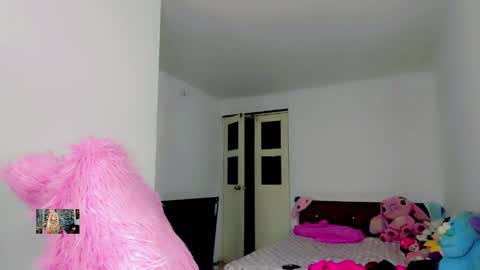 Femboy Exotic online show from February 2025 07:56:02 AM